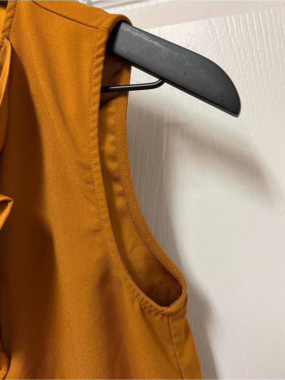 J. Crew Women's Ruffle V-Neck Shell Top - Orange Rust - Picture 6 of 12